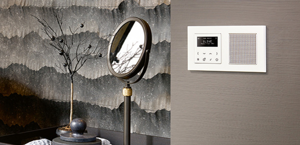 JUNG Smart Radio DAB+ bei Elektro Ruths Installationen GmbH in Mühltal