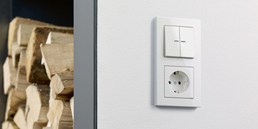 JUNG KNX Taster F 10 bei Elektro Ruths Installationen GmbH in Mühltal