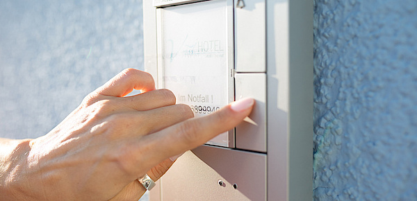 Sprech­anlagen bei Elektro Ruths Installationen GmbH in Mühltal